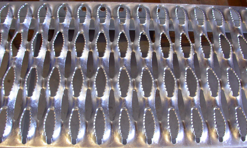 鋁板沖孔網(wǎng)產(chǎn)品展示