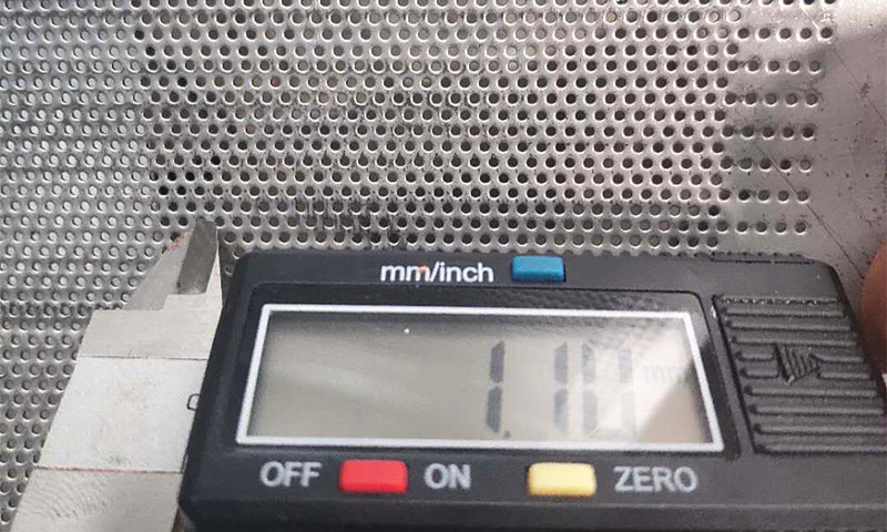 微孔鐵板沖孔網產品展示