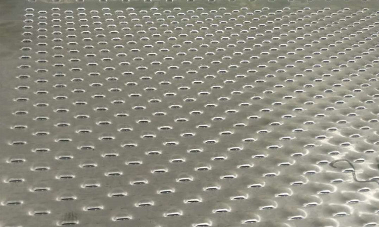 不銹鋼魚鱗孔沖孔網產品展示